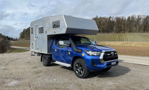 bimobil husky 240/2 Wohnkabine auf Basis Toyota Hilux Extra Cab Pickup